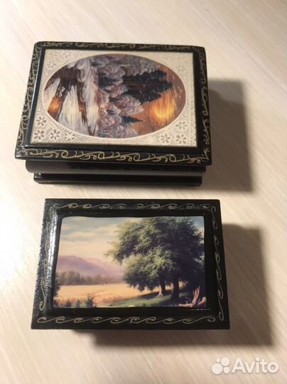 Шкатулка для украшений из дерева