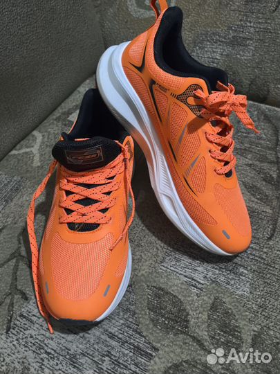 Кроссовки 41 42