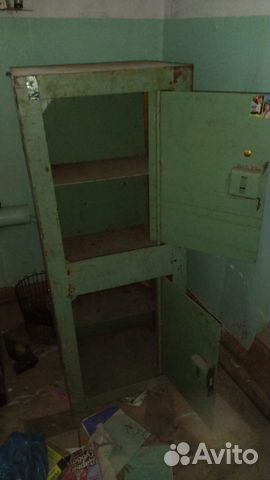 Сейфы разных размеров, Сейф огнеупорный