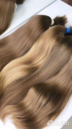 Модель на наращивание волос