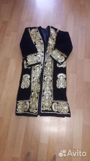 Узбекский чапан