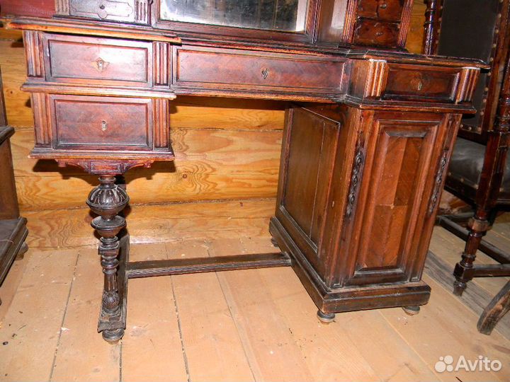 Старинный резной диван лавка позолота 19 век