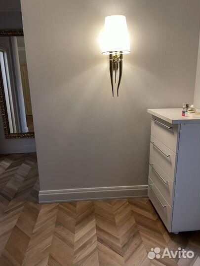 Настенный светильник бра