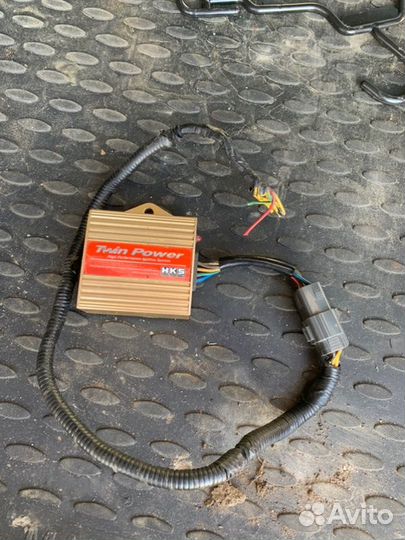 Усилитель зажигания HKS
