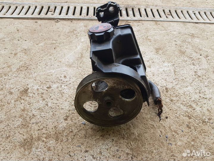 Насос гура peugeot 206