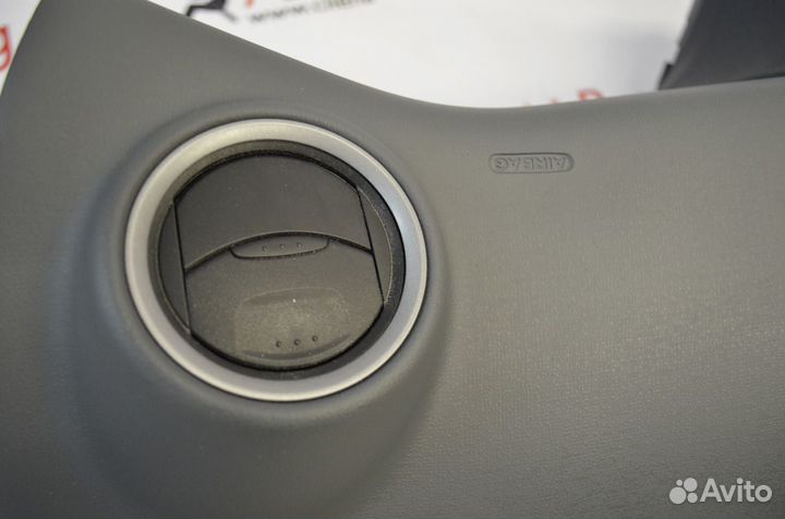 Рулевая накладка Skoda Rapid (2013- ) матовая