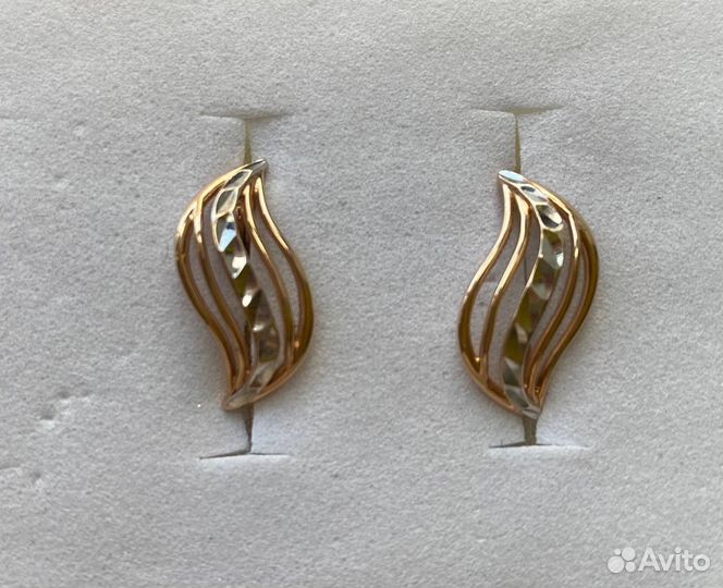 Золотые серьги