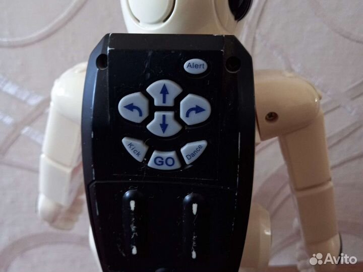 Игрушка робот