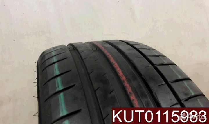Michelin Pilot Sport 4 225/45 R19 96W