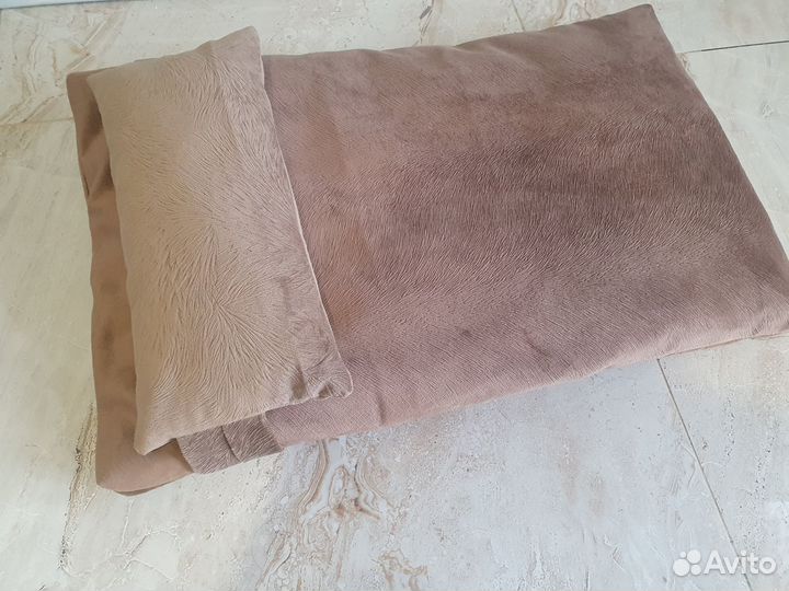 Лежанка для собак