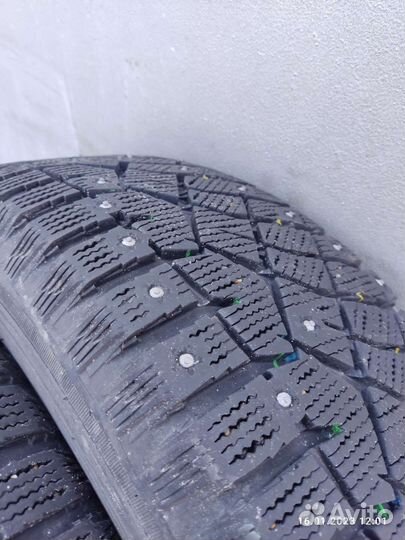 Nitto Therma Spike 195/65 R15