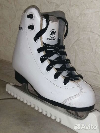 Коньки фигурные