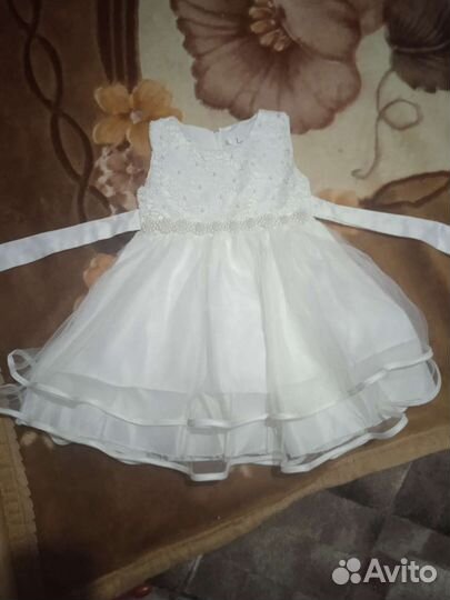 Нарядное платье