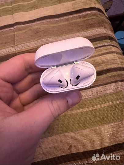Airpods 1