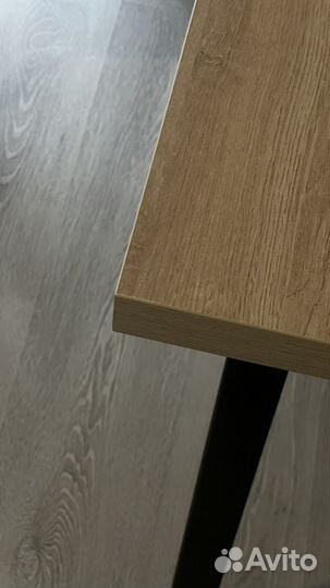 Кухонный стол