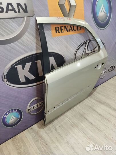 Дверь задняя боковая Renault laguna 2 Лев