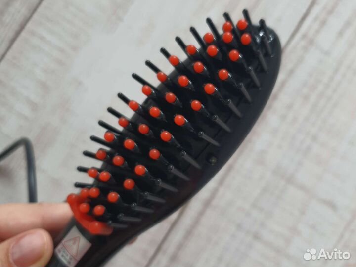 Расческа-выпрямитель
