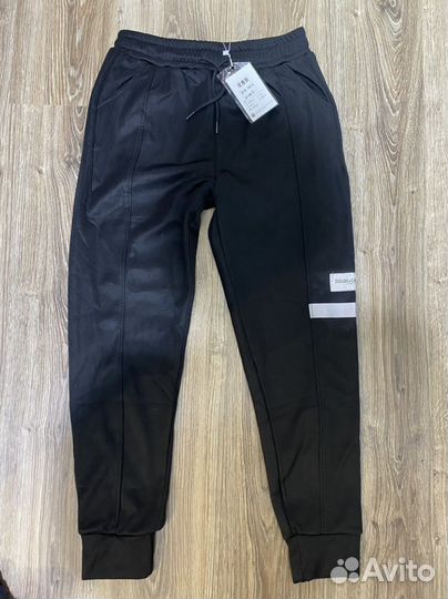 Спортивные брюки