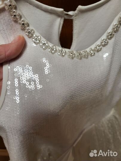 Нарядное платье для девочки 116-122