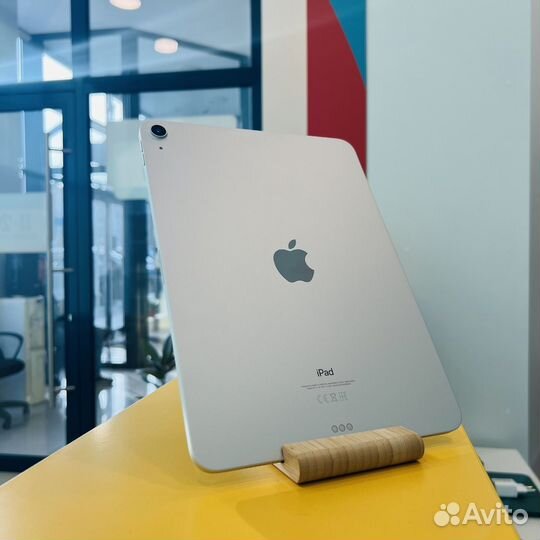 iPad Air 4 2020 (64GB, Silver)