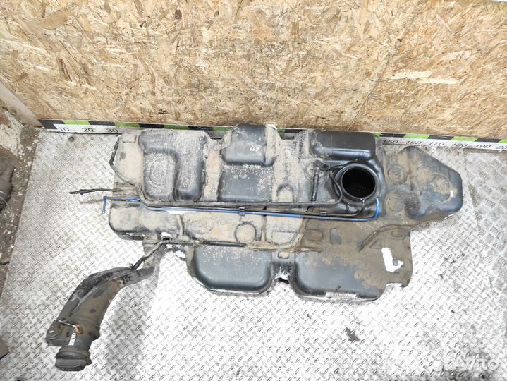 Бак топливный Volkswagen Transporter T5