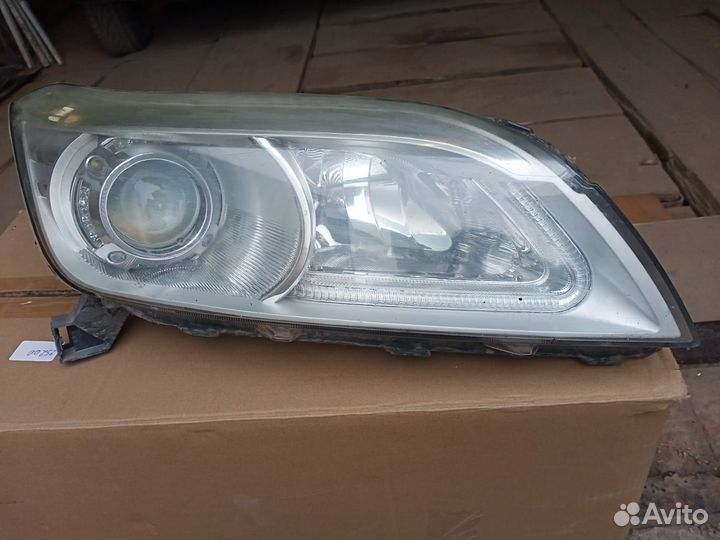 Фара правая на Lifan x-60