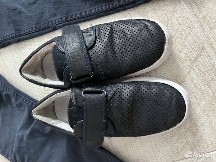 Рубашки и брюки школьные 128 размер