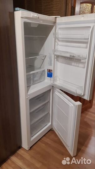 Холодильник бу indesit