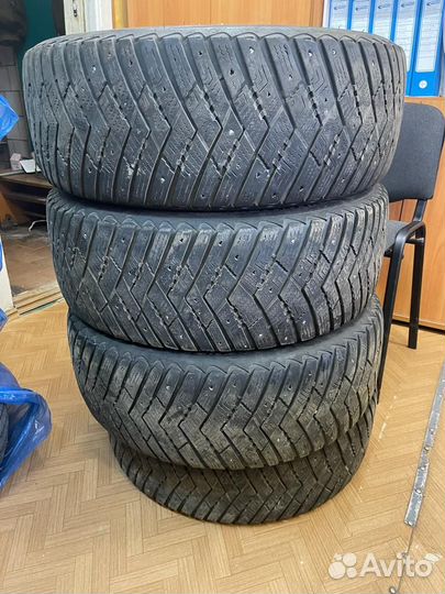 Goodyear Ultragrip Ice Arctic 225/55 R18