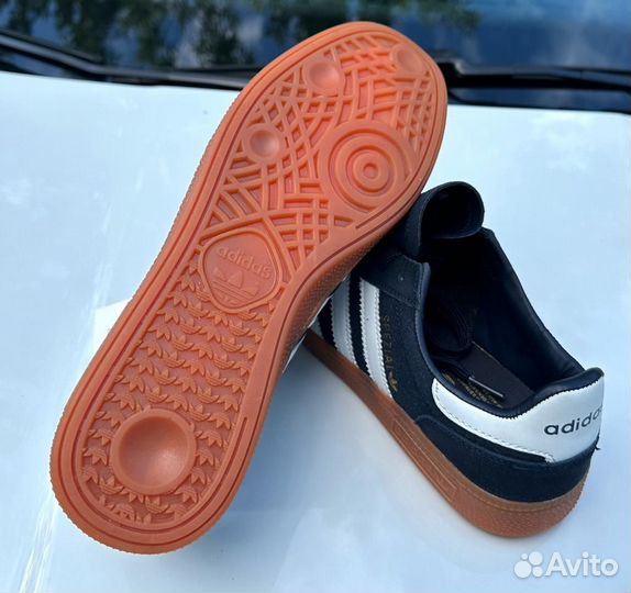 Кроссовки adidas