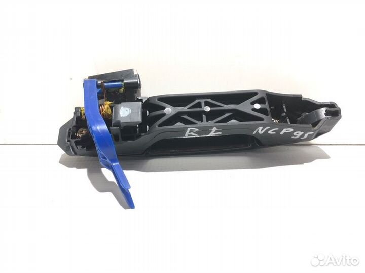 Ручка двери внешняя задняя левая Toyota Vitz NCP95