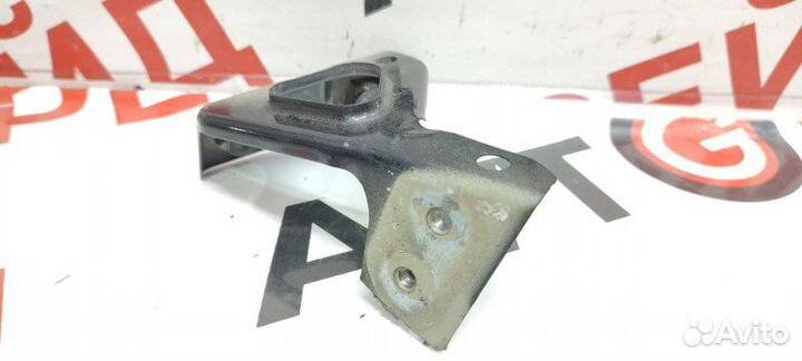 Крепление крыла переднее правое Volkswagen Tiguan