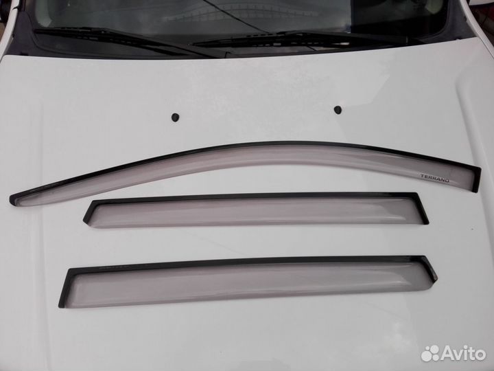 Ветровики на Nissan terrano