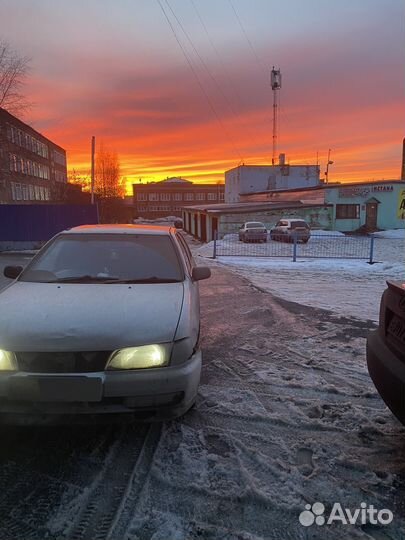 Nissan Pulsar 1.5 AT, 1999, битый, 251 000 км