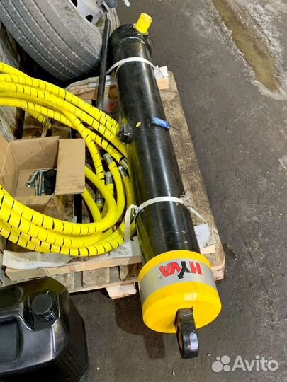 Гидроцилиндр подъема кузова