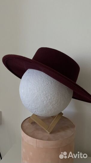 Шляпа фетровая