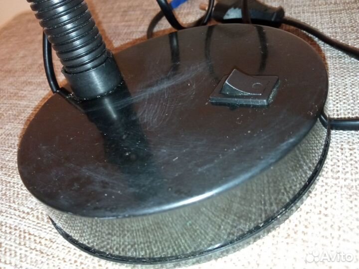 Лампа настольная