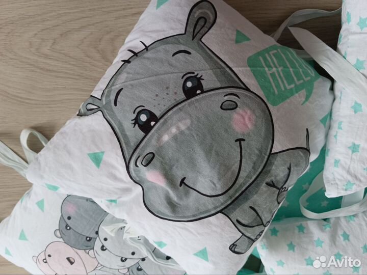 Бортики в кроватку