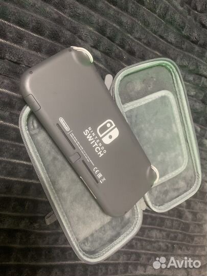 Nintendo switch lite 32 gb