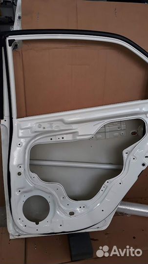 Дверь задняя правая Kia Cerato 2