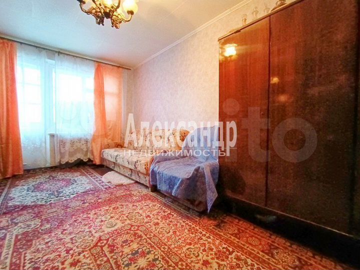 2-к. квартира, 53,3 м², 1/5 эт.