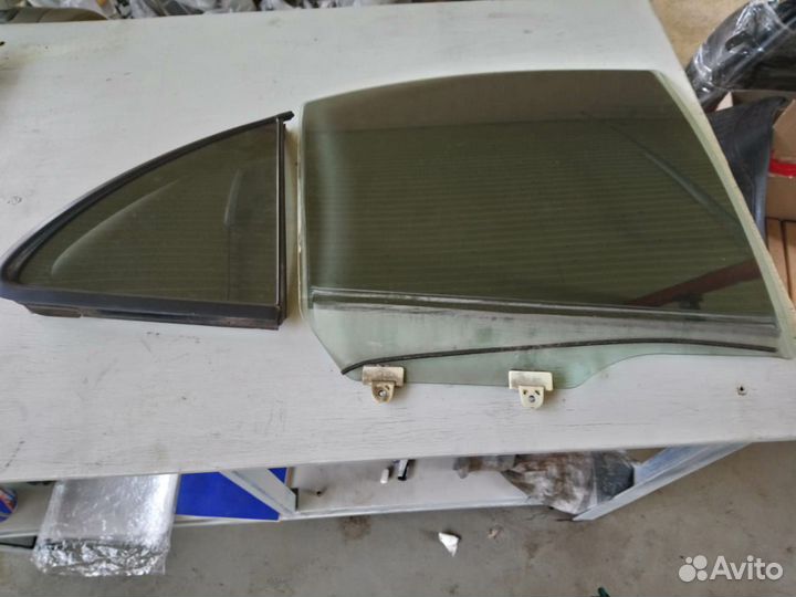 Стекло двери Ниссан Альмера N16