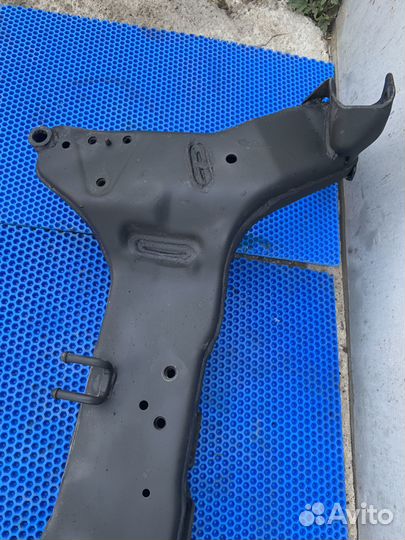 Подрамник передний Nissan Almera N16 Classic