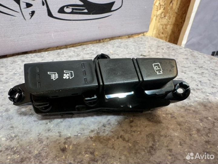 Блок кнопок Kia Cerato 4 BD 1.6 G4FJ 2022