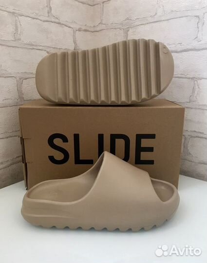 Тапки adidas yeezy slide