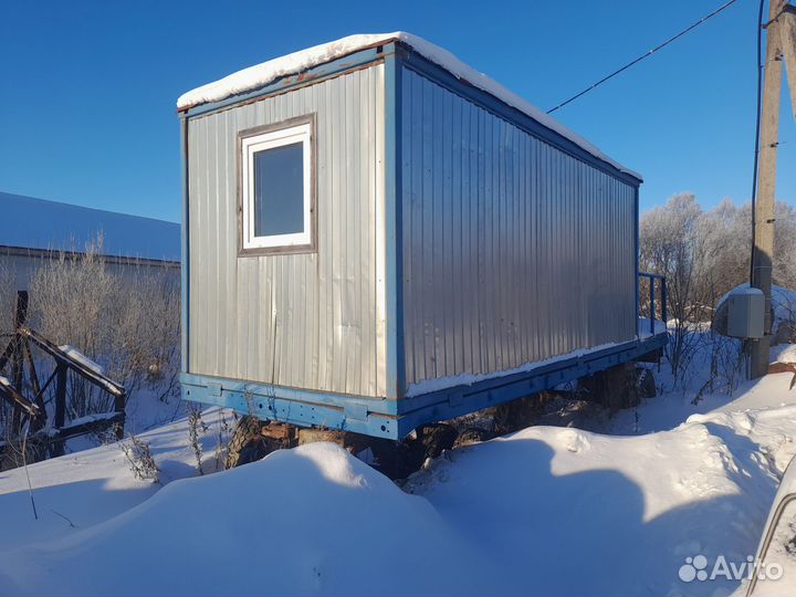 Продам жилые вагоны на колёсах