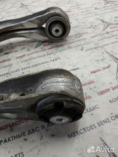 Рычаг w211 Mercedes передний верхний