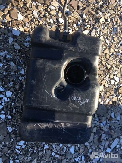 Топливный бак Jeep Grand Cherokee