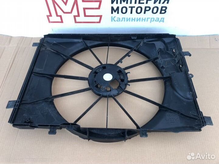 Кожух вентилятора охлаждения Mercedes Gla-Class