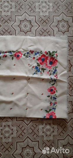 Новые платки советских времен